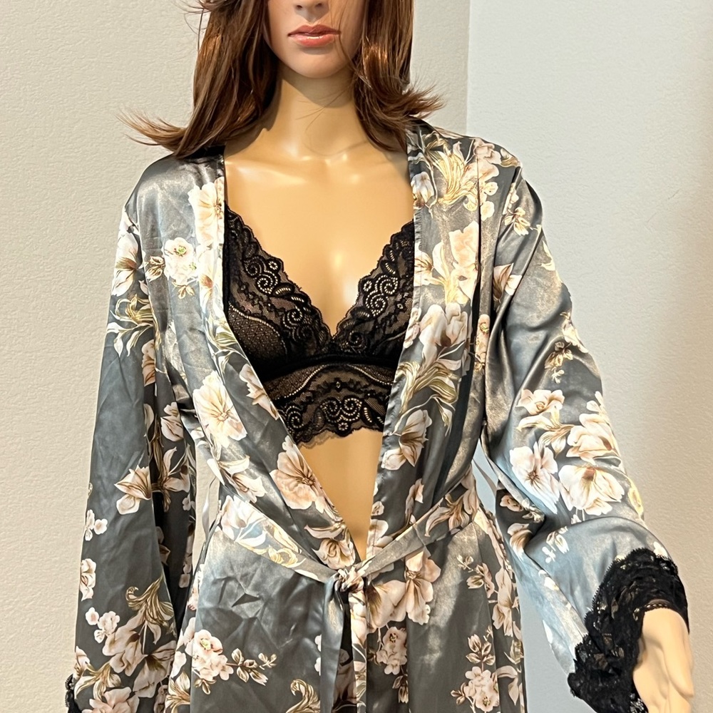 Intimates. - Picture 2 of 3